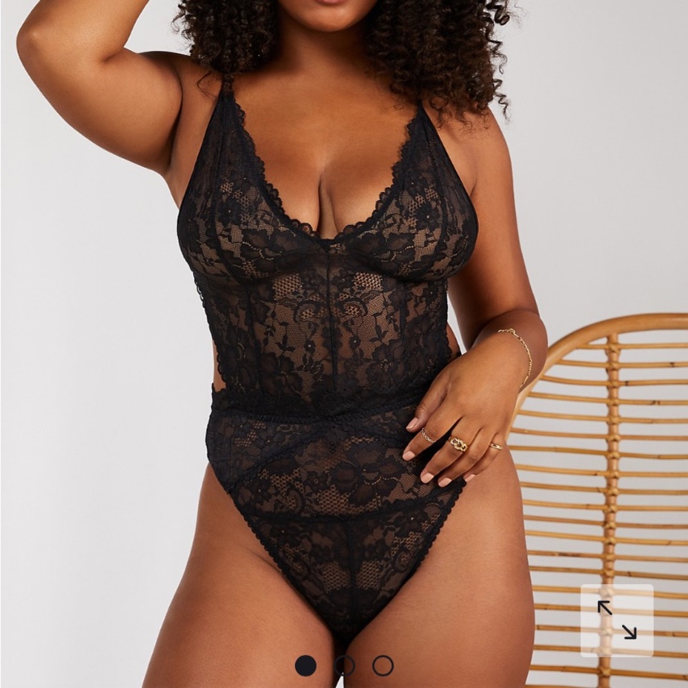 Savage fenty XS Floral Lace Teddy Bodysuit Black Caviar new NWT Rihanna lingerie